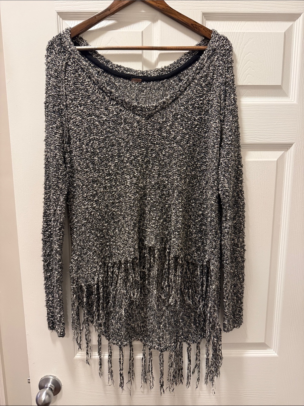 Free People Oversized Black & Gray Fringe V-Neck Sweater EUC